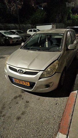 יונדאי i20