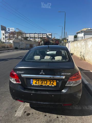 מודעת רכב מיצובישי אטראז'