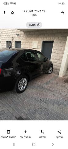 סקודה אוקטביה