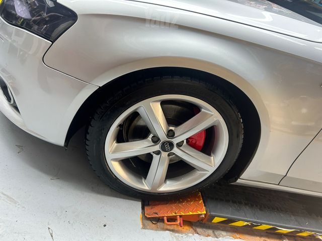 מודעת רכב אאודי A4