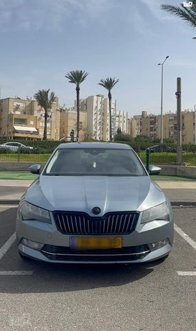 מודעת רכב סקודה סופרב