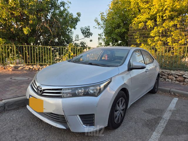 טויוטה קורולה
