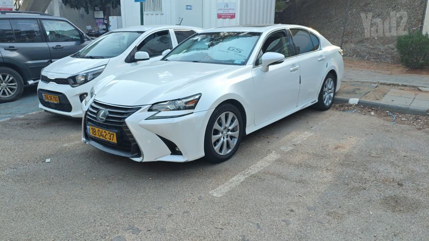 מודעת רכב לקסוס GS