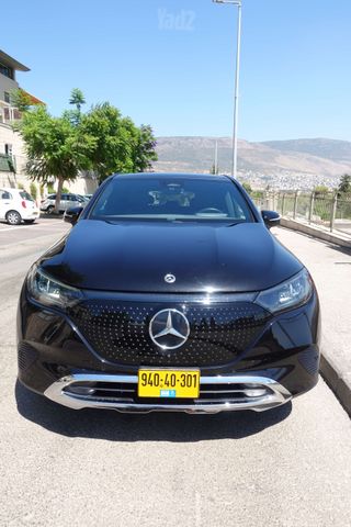 מרצדס-בנץ EQE SUV