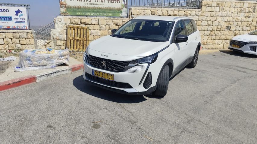 מודעת רכב פיג'ו 5008