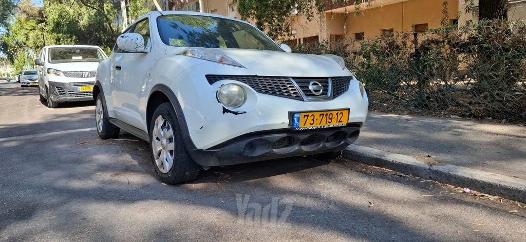 מודעת רכב ניסאן ג'וק