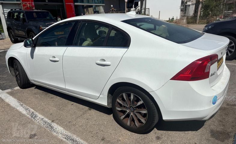 וולוו S60