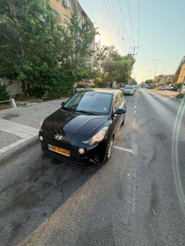 יונדאי i10