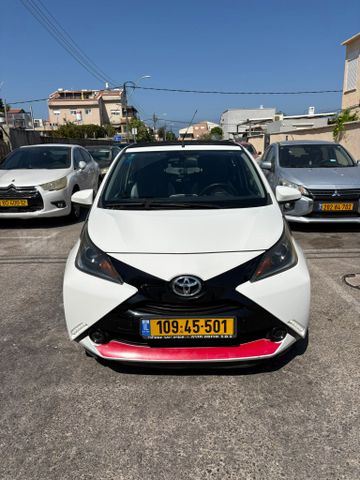 מודעת רכב טויוטה אייגו