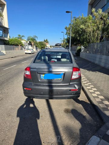 סוזוקי SX4