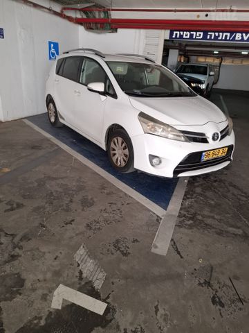 מודעת רכב טויוטה ורסו