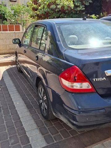 ניסאן טידה
