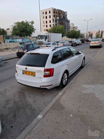 סקודה אוקטביה
