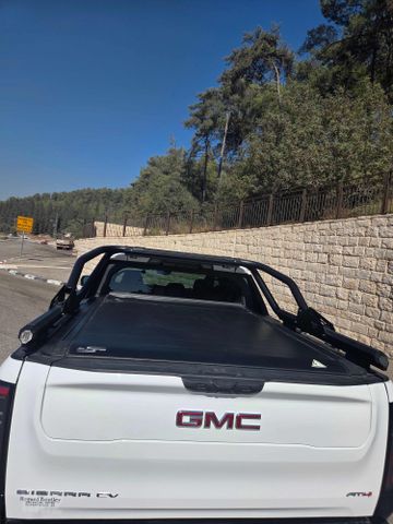 ג'י.אם.סי סיירה EV