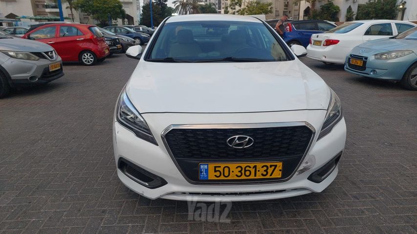 סונטה Premium היברידי אוט׳ 2.0 (154 כ״ס) [2015-2021]