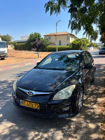 יונדאי i30