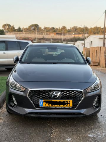 יונדאי i30