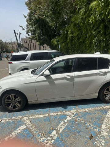 מודעת רכב ב מ וו סדרה 1