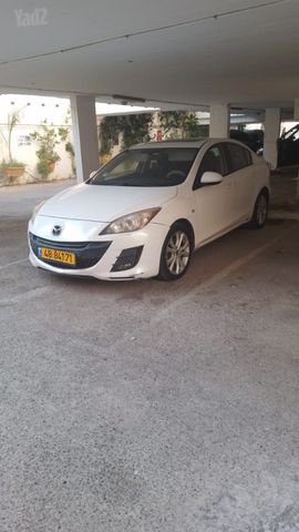 מודעת רכב מאזדה 3
