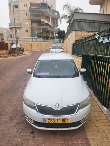סקודה ראפיד