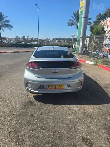 יונדאי איוניק