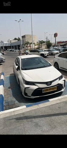 טויוטה קורולה