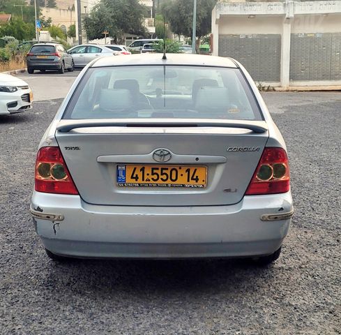 טויוטה קורולה