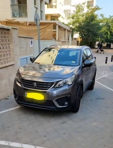 מודעת רכב פיג'ו 5008