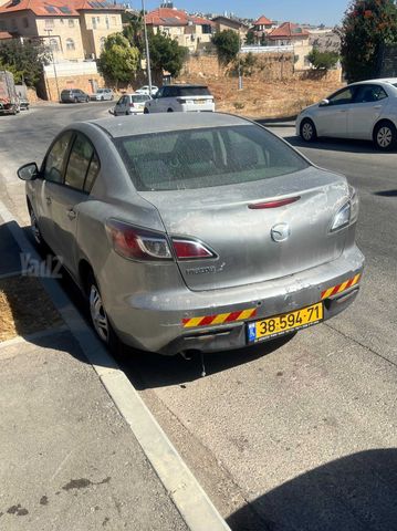 מאזדה 3