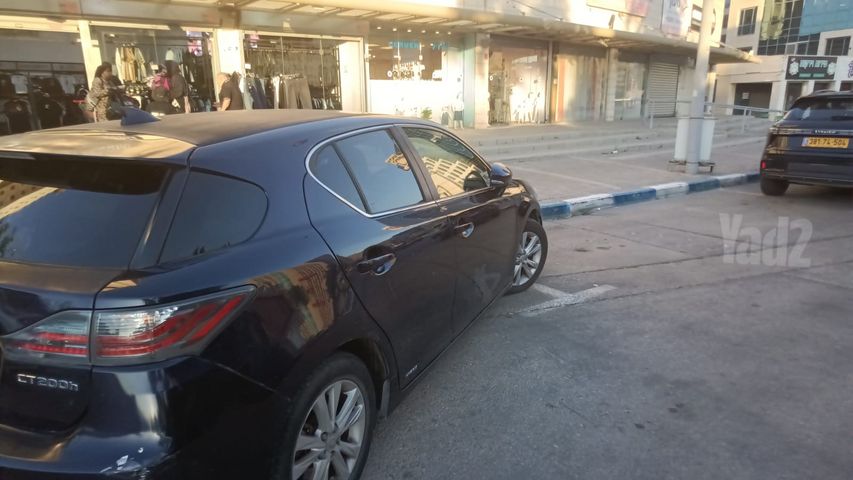 CT Premium 200h היברידי אוט׳ 1.8 (99 כ״ס) [2014-2020]