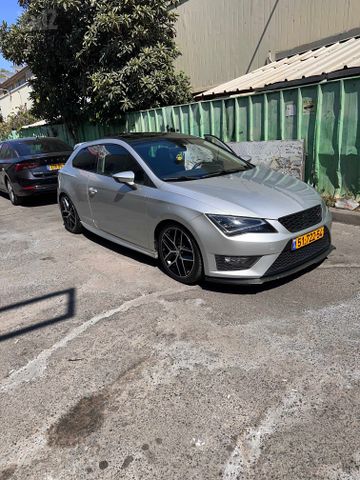 מודעת רכב סיאט לאון