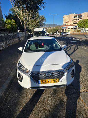 יונדאי איוניק