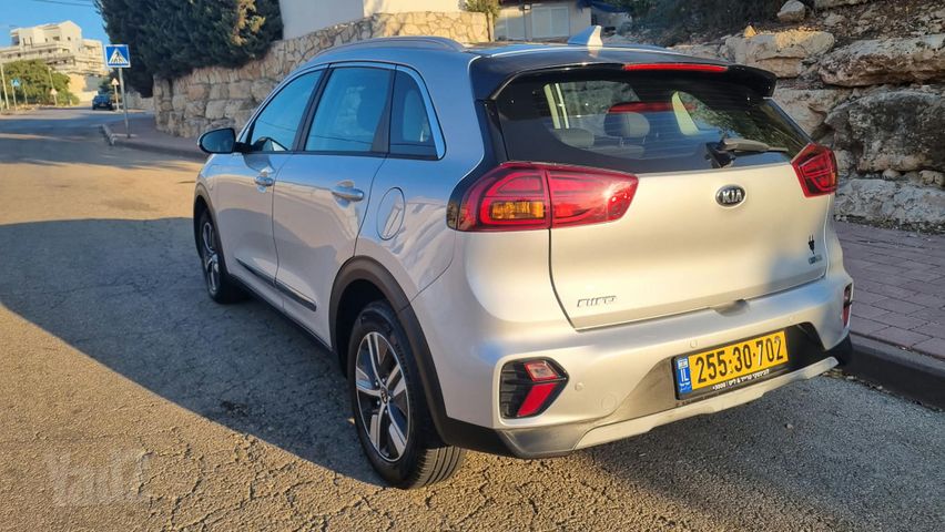 קיה נירו