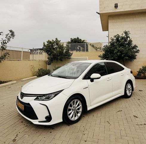 מודעת רכב טויוטה קורולה