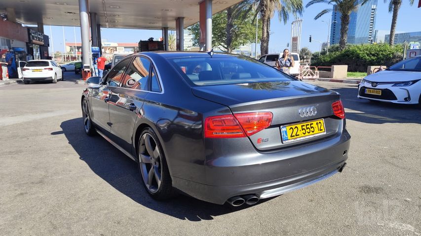 אאודי S8