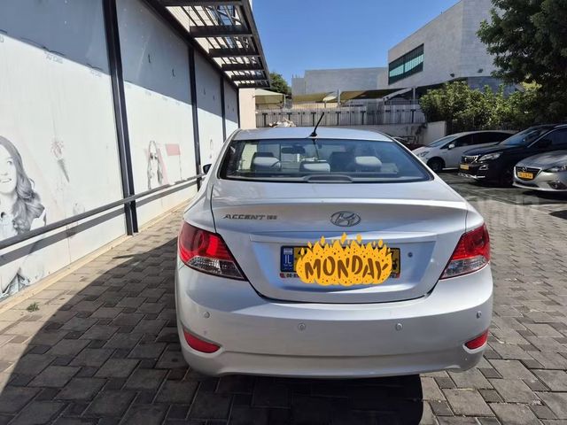 יונדאי אקסנט i25