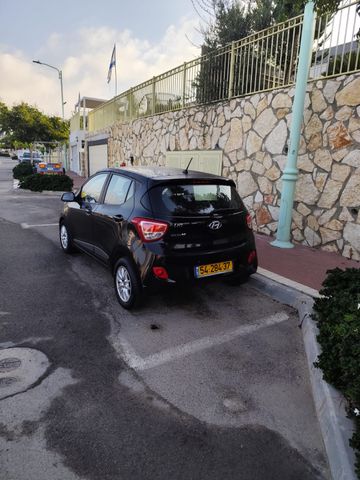 יונדאי i10