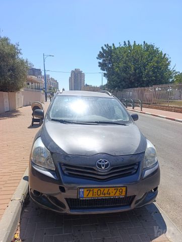 מודעת רכב טויוטה ורסו