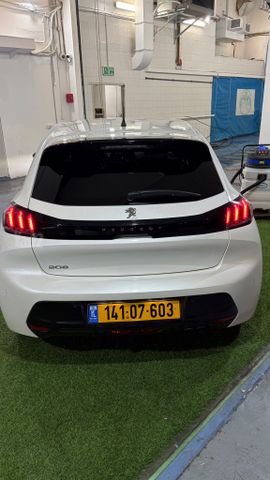 פיג'ו 208