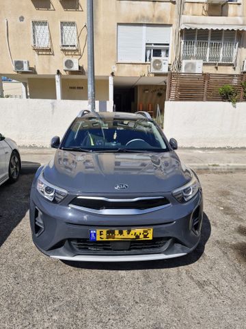 מודעת רכב קיה סטוניק