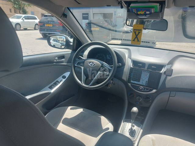 יונדאי אקסנט i25