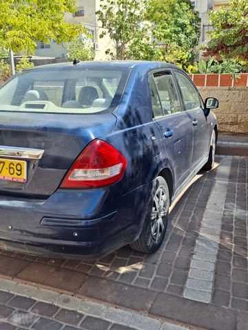 ניסאן טידה