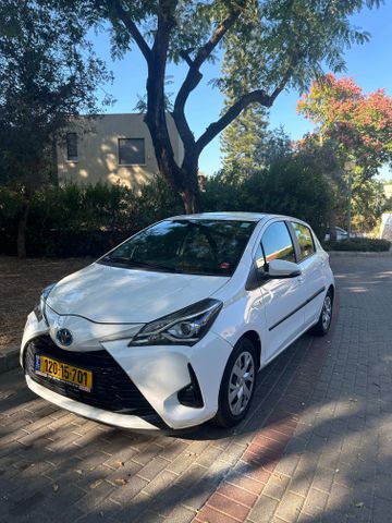 יאריס Eco היברידי אוט׳ 1.5 (73 כ״ס)