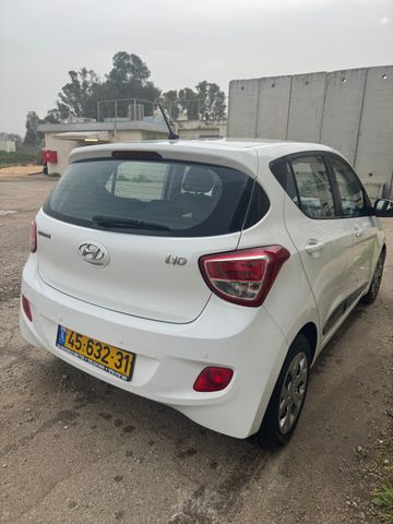 יונדאי i10