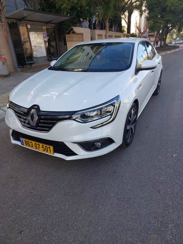רנו מגאן