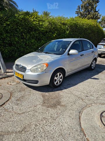 יונדאי אקסנט i25
