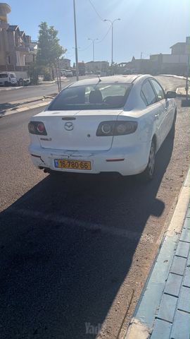 מאזדה 3