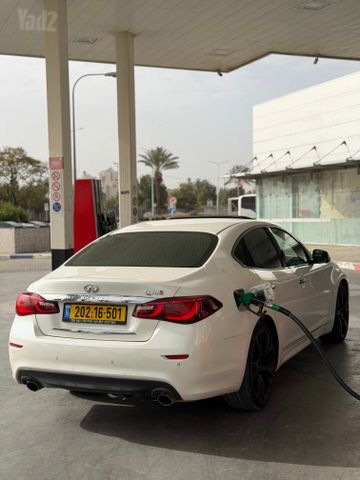 אינפיניטי Q70