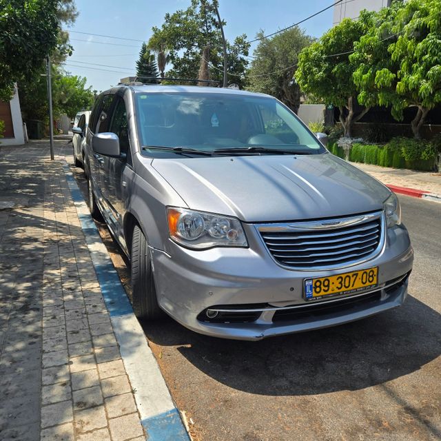 קרייזלר גראנד וויאג'ר