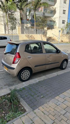 יונדאי i10